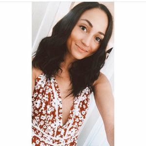 Meet your Posher, Lexi